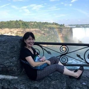 Meet your Posher, Holly